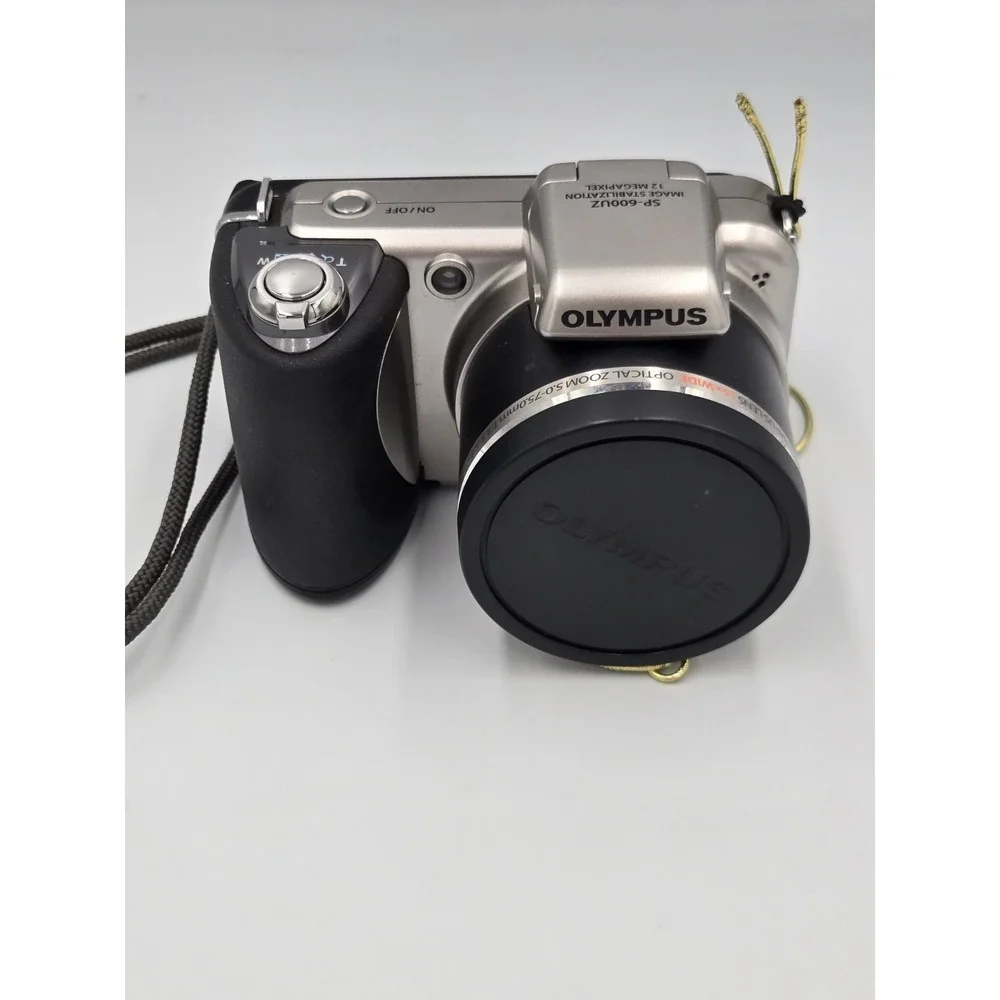 Olympus SP-600UZ Digital Camera 12 MP 15x Zoom 32GB SDHC Works No Case